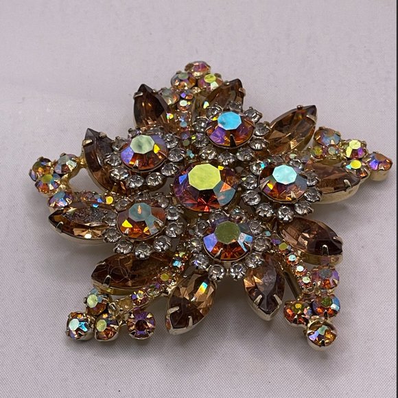 11.25.23.19- GORGEOUS JULIANA Vintage Brooch D&E AB Aurora Borealis Rhinestone B